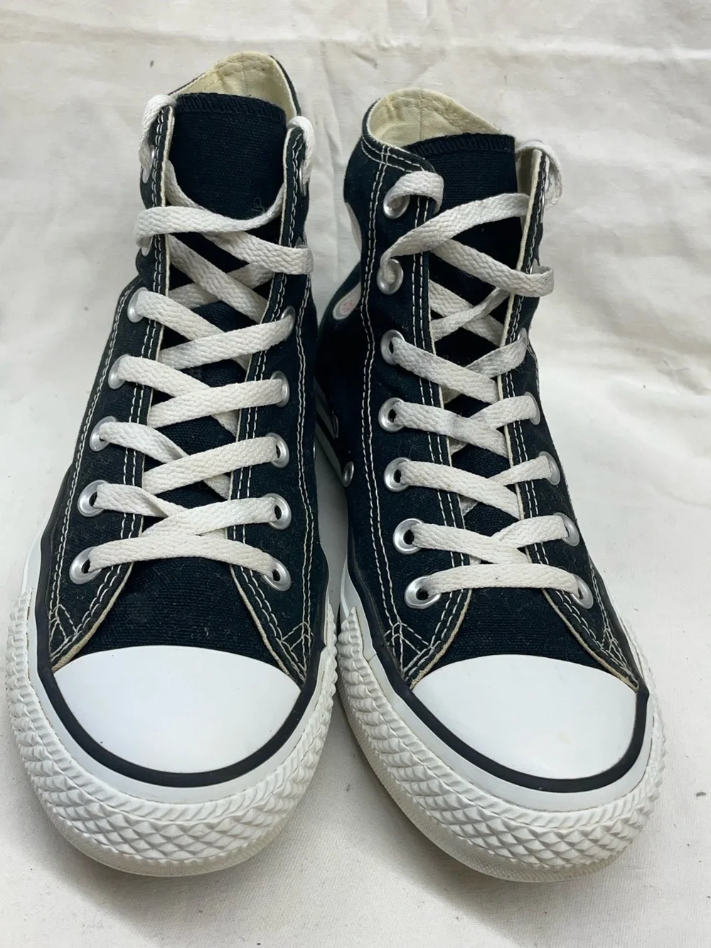 Converse All Star Classic High-Top Kids Sneakers in Black with White Laces sz 5